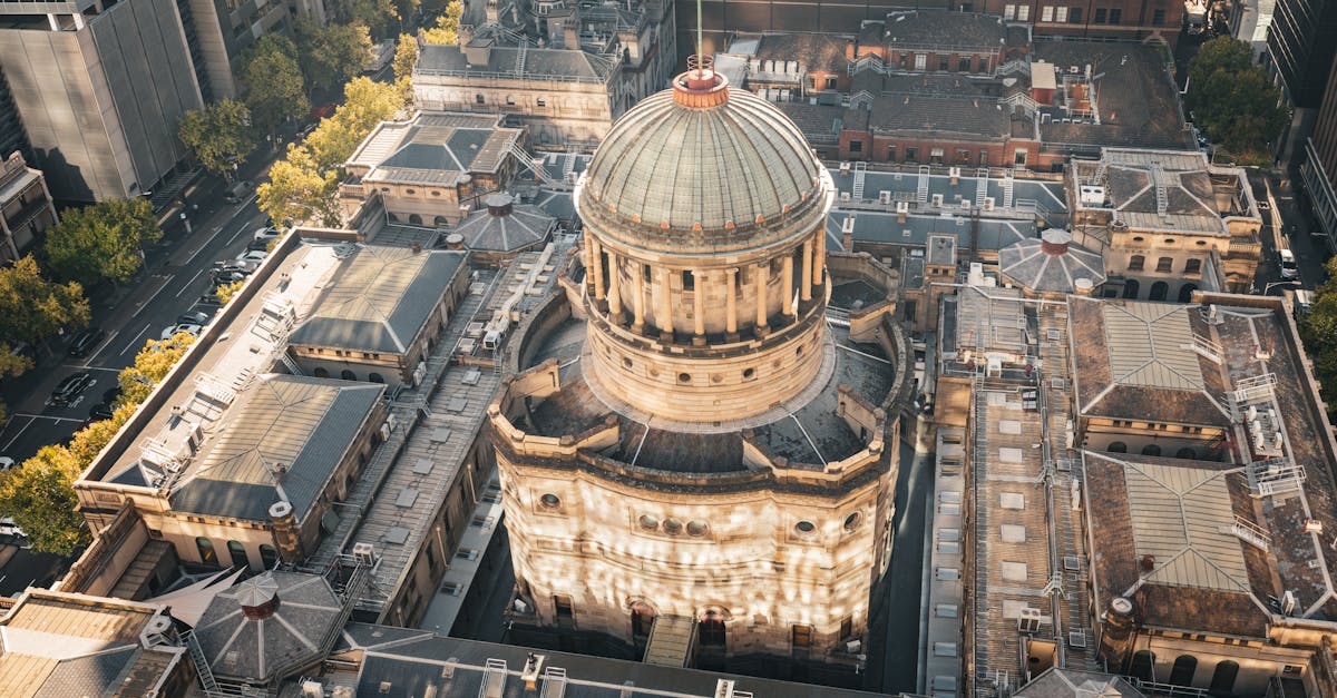 Comparing Asphalt Shingles and Metal Roofing in Melbourne