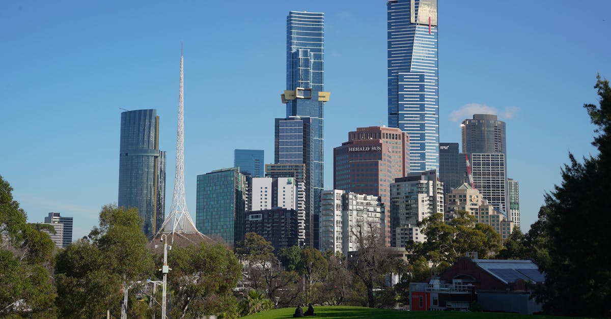 Comparing Metal Roofing Systems for Commercial Buildings in Melbourne