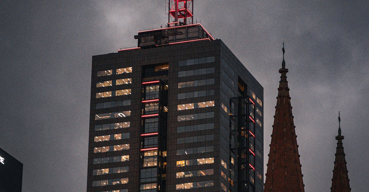 Innovative Repair Techniques for Flat Commercial Roofs